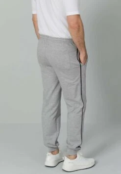 FREIZEIT - Jogginghose - Hellgrau 8 FREIZEIT - Jogginghose - Hellgrau -Babista De 094eaa8afc234d47ab237742e0c7b480