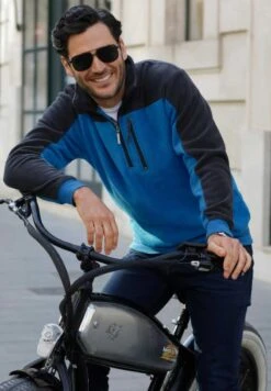 FLEECESHIRT - Fleecepullover - Royalblau